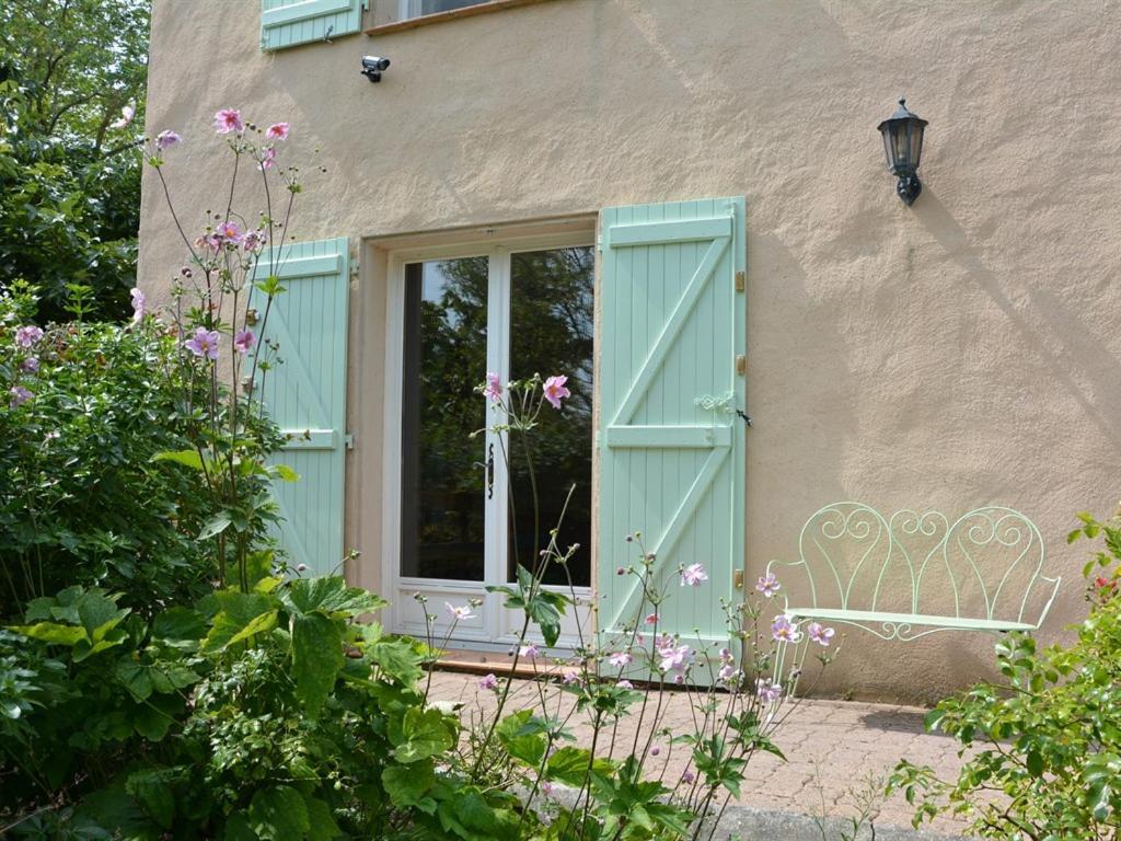 Domaine De Courbieres Hotel Laurac Exterior photo